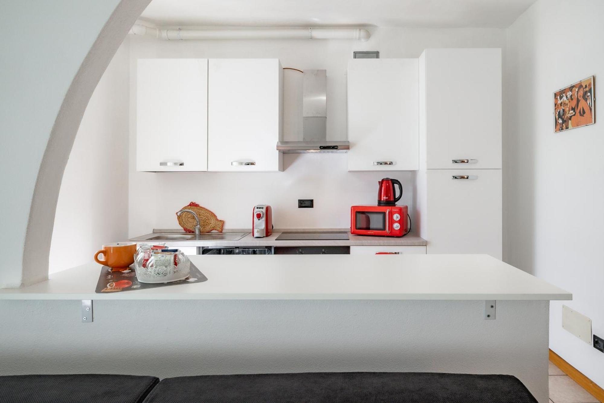 Dolce Teresa Apartment 曼代洛-德尔拉里奥 外观 照片