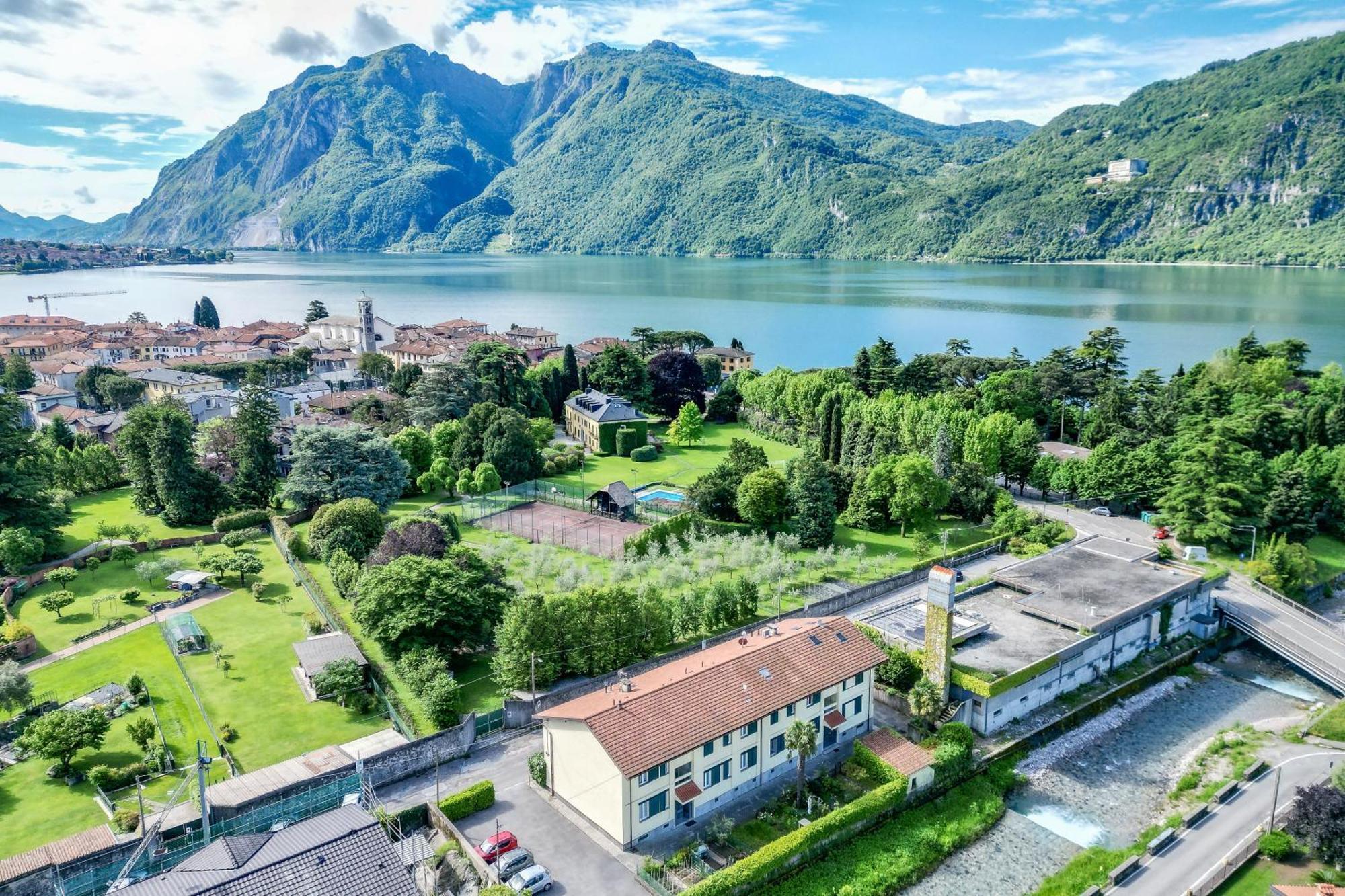 Dolce Teresa Apartment 曼代洛-德尔拉里奥 外观 照片